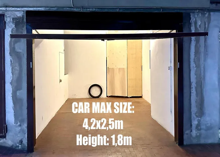 Roomy Central Flat With Garage - Porta Romana