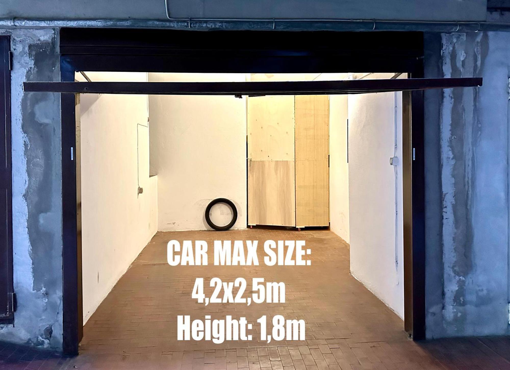 Appartement Roomy Flat With Garage - Porta Romana *
